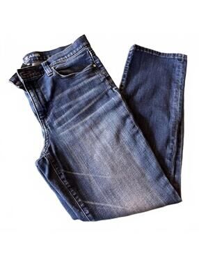 DKNY Soho Skinny Jeans – Modern Dark Wash Denim